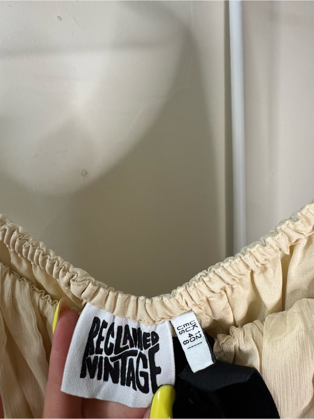 Reclaimed Vintage Cream Maxi Dress with Black Trim - Picture 3 of 4
